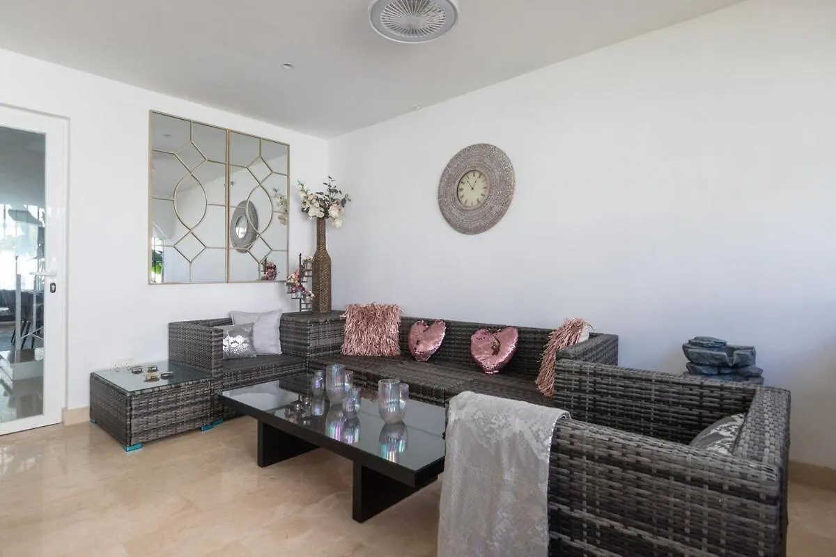 Casa Aloha 18 Puerto Banus Marbella 빌라 0*,  스페인