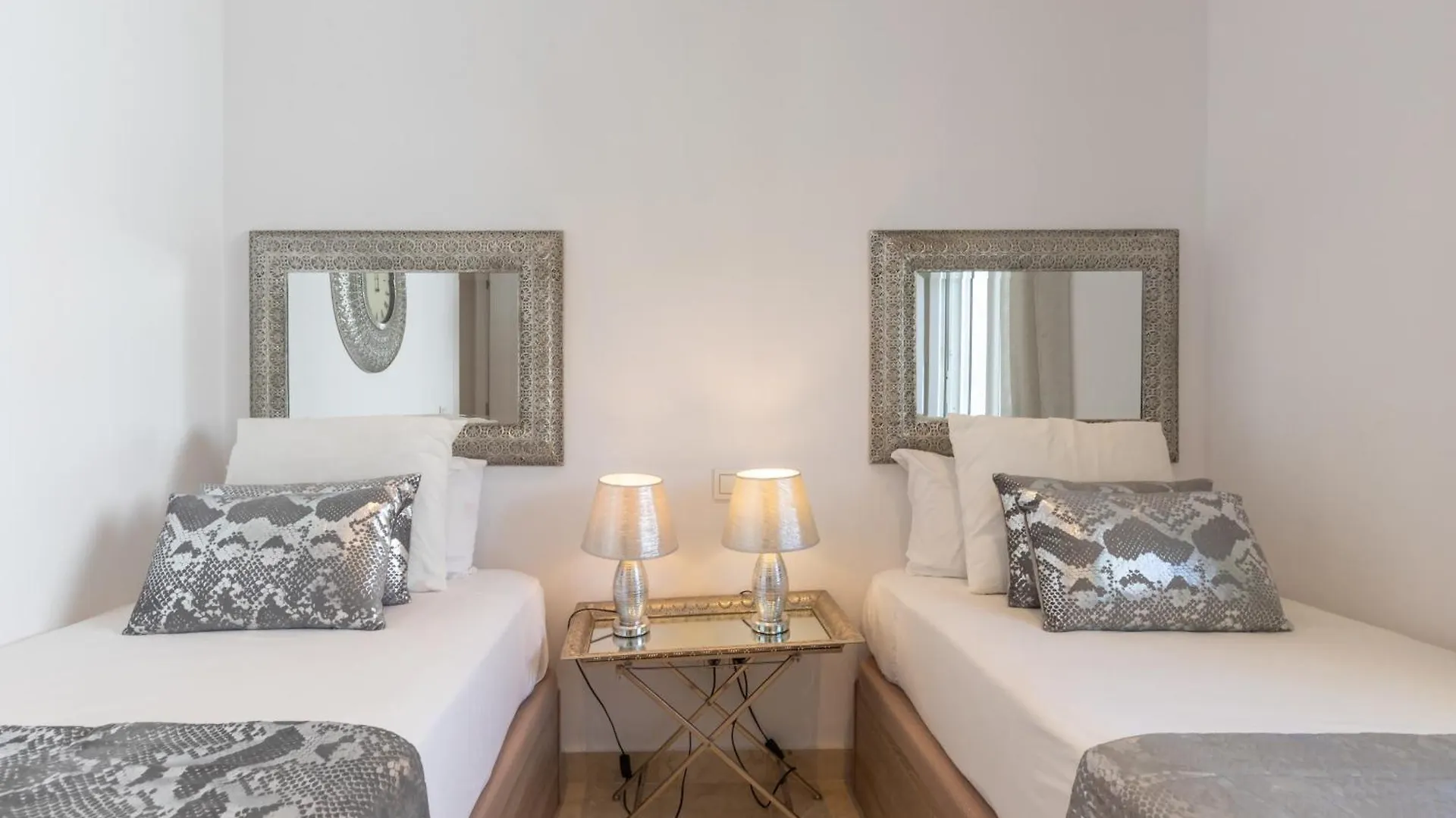 Casa Aloha 18 Puerto Banus Marbella 빌라 펜션